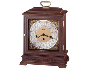 Bulova Traemore Traditional Mantel Clock
