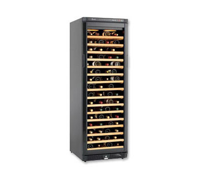 Avanti Products 166 Bottle Wine Cooler Plain Shelves