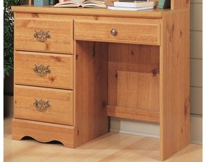 Creative Interiors Mountain Pine Student Desk