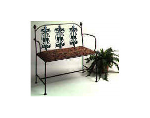 Grace Vineyard Loveseat with Arms