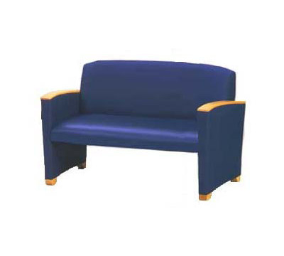 Lesro_Savoy_Loveseat.jpg