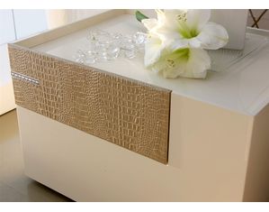 Rossetto USA Diamond Right Nightstand