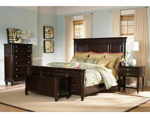 Wynwood Tuxedo Park Night Table