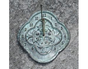 Achla Design Quatrefoil Sundial Sundial