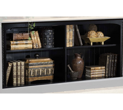 Shelf Detail