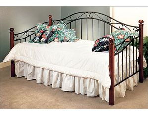 Fashion Bed Group Shiloh Daybed - Link Spring Included! - FREE Inside Delivery!