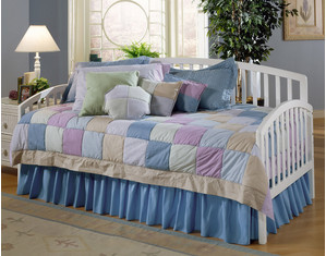 Hillsdale Furniture Carolina White Daybed with Link Spring - Fast FREE FedEx Shipping!