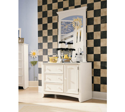 Door/Drawer Dresser