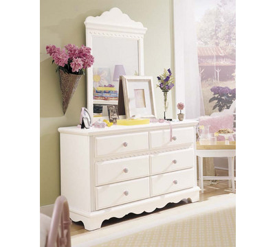 Double Dresser