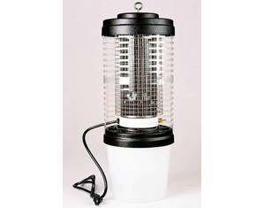 Backyard Avenger Mosquito Trap with CO2 Converter - Fast FREE FedEx Shipping!