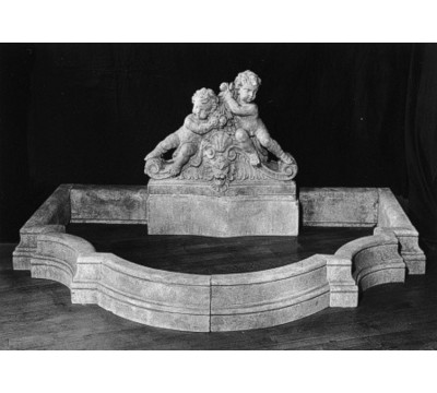 Florentine_Craftsmen_Formal_Fountain_Floor_Fountain.jpg