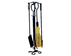 UniFlame 5 Pieces Black Wrought Iron Firese with Ring Handles
