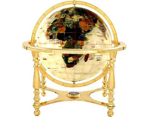 Team Concept 220 mm Gemstone Globe Shell Mother of Pearl with 4 Legs