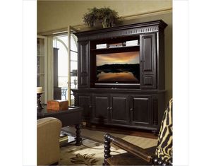 Tommy Bahama Home Wellington Entertainment Console and Hutch (619-908, 619-918)