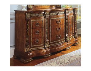 Pulaski Royale Dresser