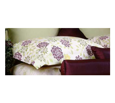 Daniadown_Mum_Plum_Pillowcase_Pillow_Accessory.jpg