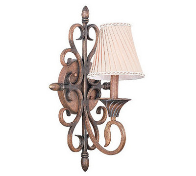 Hunter_Kenroy_02816_Verona_1_Light_Wall_Sconce.jpg