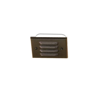 Focus_SL_02_Louvered_Step_Light_Landscape_Lighting.jpg