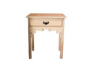 British Traditions Chippendale End Table