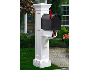 Mayne Liberty Mailbox Post