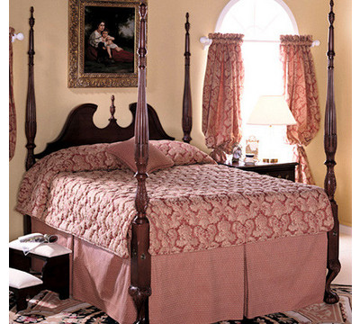Craftique_Broken_Pediment_Full_Size_Wood_Bed.jpg