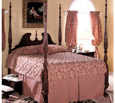 Craftique_Broken_Pediment_Twin_Size_Wood_Bed.jpg