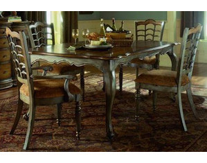 Pulaski Robins Egg Collection Leg Table - FREE Inside Delivery!