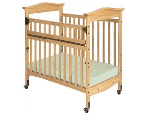 Foundations Biltmore SafeReach Compact Clearview Crib