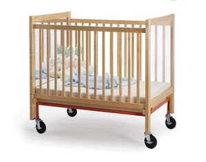 Whitney Bros I See Me Crib - 1 Clear End, 1 Mirror End!
