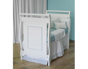 Sweet Beginnings A Shade of Color Open Sleigh Crib