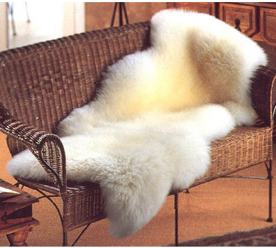 Bowron_Sheepskin_Gold_Star_Rug_Quarto_Area_Rug.jpg