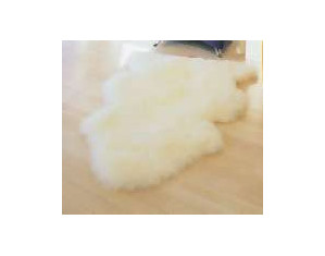 Bowron Sheepskin Gold Star Rug Single