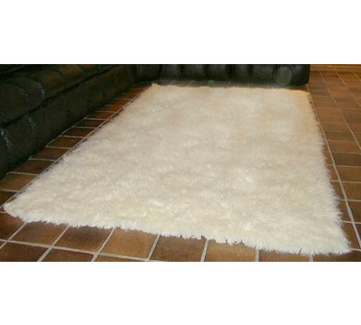 Yankee_Traders_Flokati_1300_Grams_Collection_Area_Rug.jpg