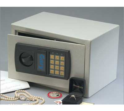 Fire_King_Gary_Personal_Safe_Standard_Safe.jpg
