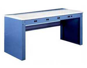Tennsco Electronic Plastic Laminate Top Workbench with outlet Panel