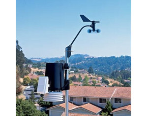 Davis Instruments Cabled ISS with UV and Solar Radiation Sensor - FREE Inside Delivery!