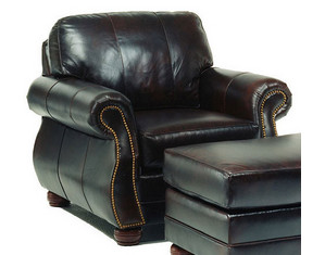 Distinction Leather Easton Club Chair
