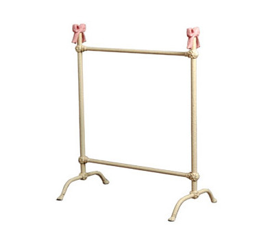 Corsican_11046_Bow_Quilt_Rack.jpg