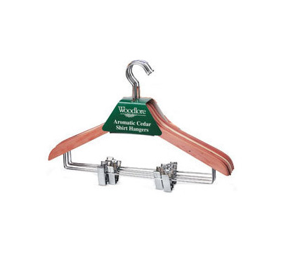 Woodlore_84085_Basic_Cedar_Clothes_Hangers_with_Clip_Clothes_Hanger.jpg