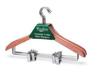 Woodlore Basic Cedar and Lavender Clothes Hangers with Bar - Fast FREE FedEx Shipping!