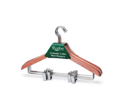 Woodlore_Basic_Cedar_and_Lavender_Clothes_Hangers_with_Bar_Clothes_Hanger.jpg