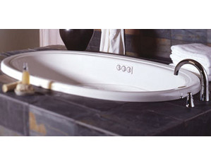 Jacuzzi 5 ft Riva Whirlpool Bath Tub - FREE Inside Delivery!
