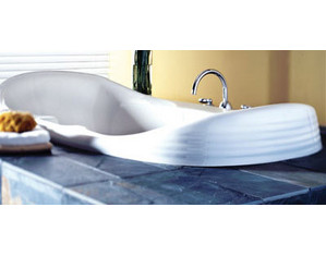 Jacuzzi Fresco Whirlpool Bath Tub - FREE Inside Delivery!