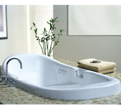 Jacuzzi_Milano_Whirlpool_Bath_Tub.jpg