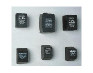 Cir-Kit Concepts 12 V, 10 W Plug-In Transformer with Circuit Breaker