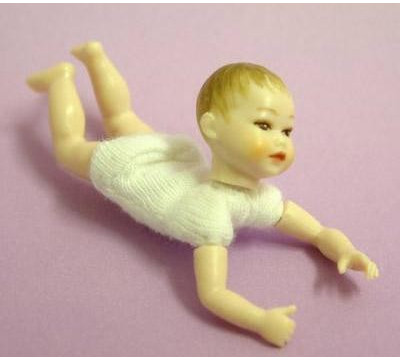 Heidi_Ott_XKB04_Crawling_Baby_Blue_Eyes_Doll_House_Accessory.jpg