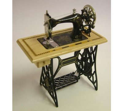 Heidi_Ott_XY201P_Treadle_Sewing_Machine_Doll_House_Accessory.jpg