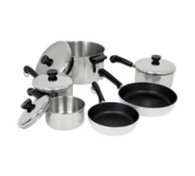 Revere_7_Piece_Stainless_Steel_Cookware_Set_Dutch_Oven.jpg