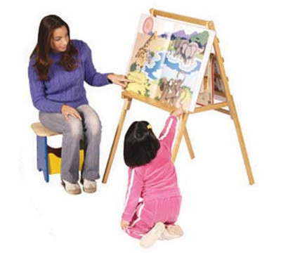 Guidecraft_Big_Book_Childrens_Easel.jpg
