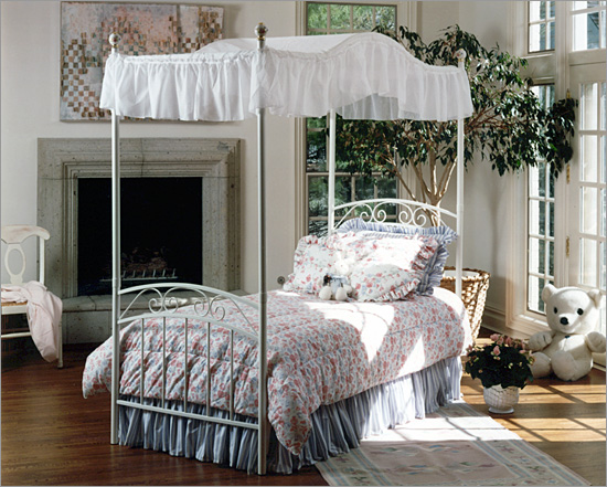 Hillsdale Furniture Emily Kids Bed image